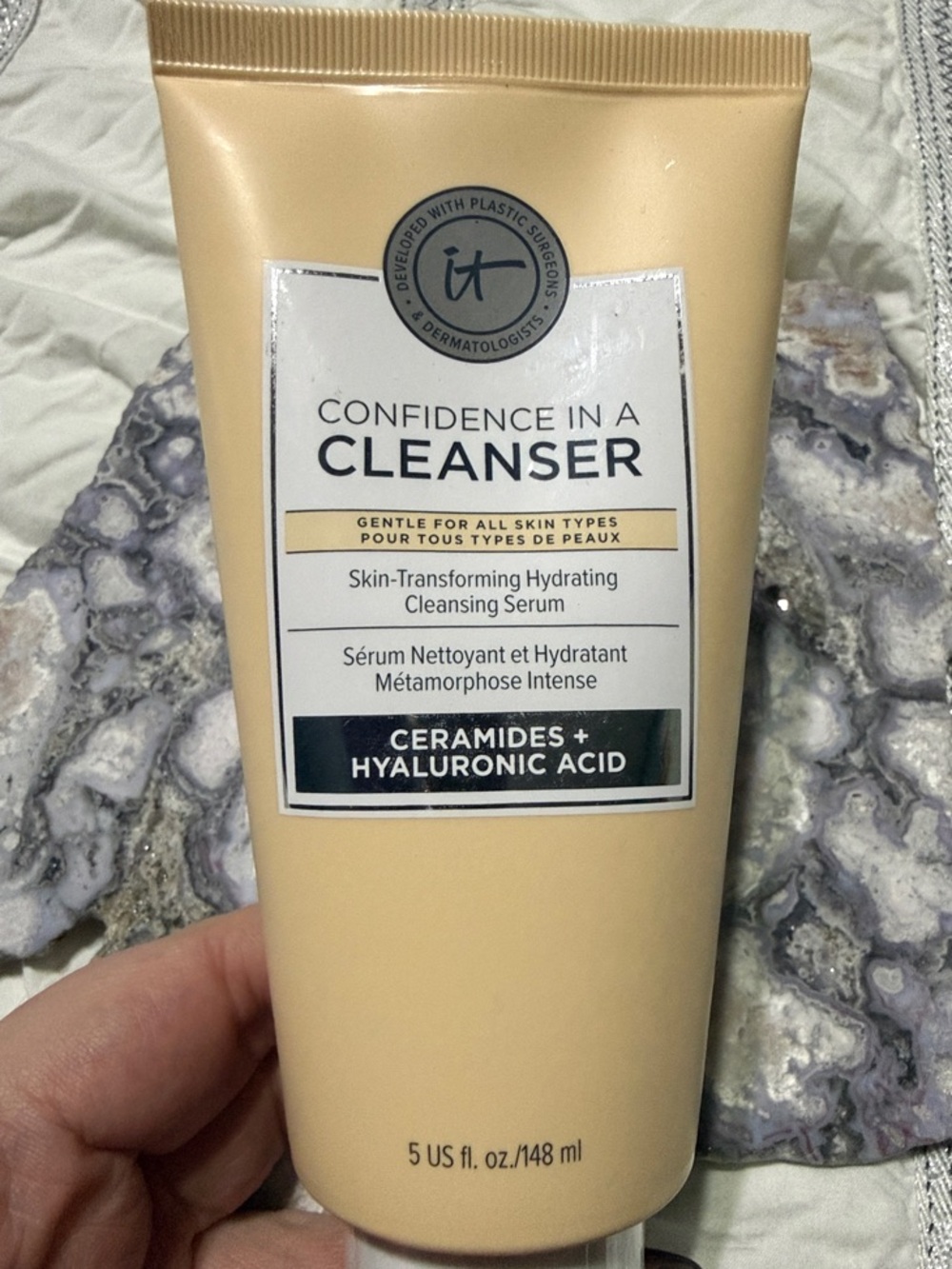 it cosmetics Confidence In A Cleanser Hydrating Facial Cleanser
